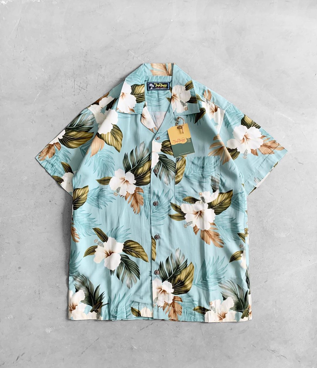 Rekomendasi 11 Hawaiian Shirt Lokal Paling Keren