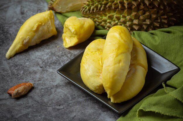 Deretan Makanan yang Tidak Boleh Dikonsumsi Bersama Durian!