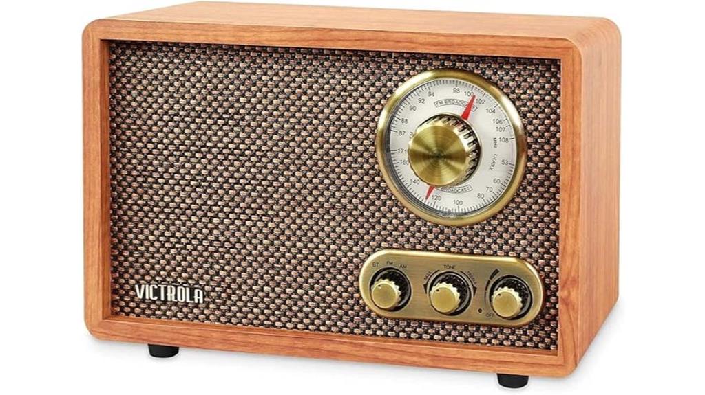retro wooden bluetooth radio